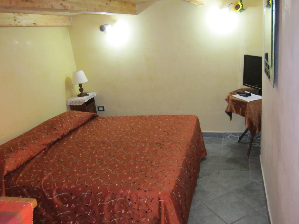 B&B Casa Dei Mille Pizzo Szoba fotó